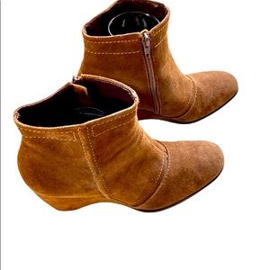 Franco Sarto wedged healed booties size 7